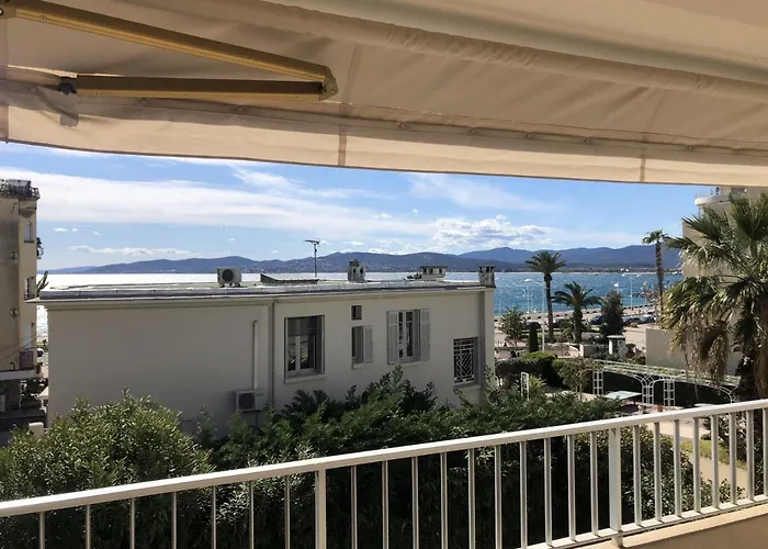 Appartement Proche Et Commerces - Climatise, Parking, Wi-fi - Fr-1-466a-12